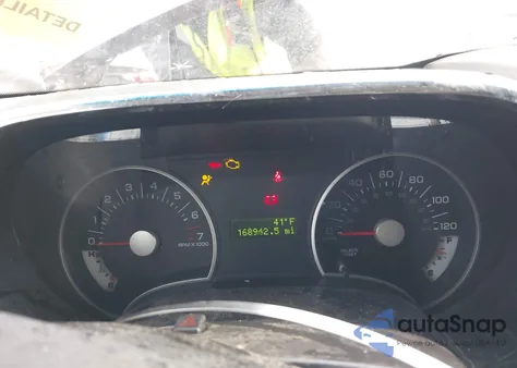 2010 Ford Explorer Xlt z USA, uszkodzony, nr VIN 1FMEU7DE6AUA28738